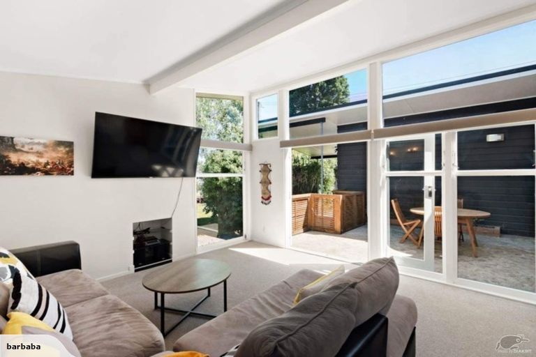 Photo of property in 1/170 Clevedon Road, Papakura, 2110