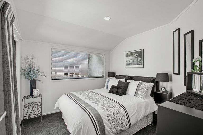 Photo of property in 46 Whiteley Street, Moturoa, New Plymouth, 4310