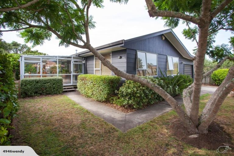 Photo of property in 42 Cholmondeley Crescent, Whitianga, 3510
