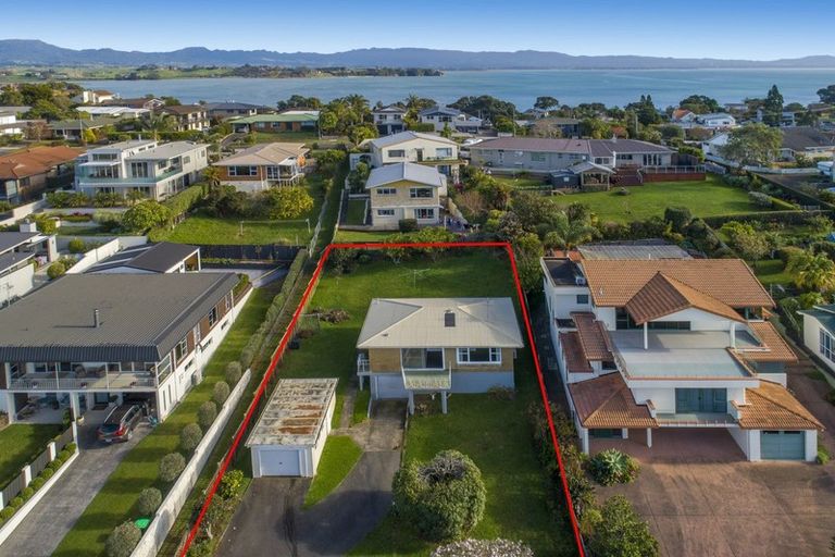 Photo of property in 56 Omokoroa Road, Omokoroa, 3114