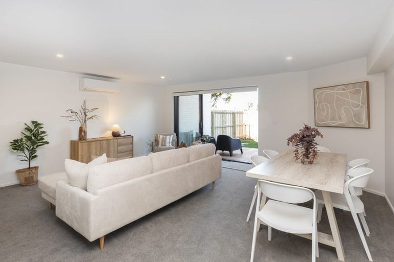 Photo of property in 3/133 Blighs Road, Strowan, Christchurch, 8052