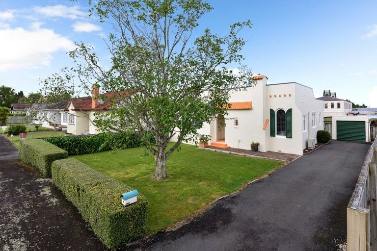 Photo of property in 15 Bell Street, Hamilton East, Hamilton, 3216