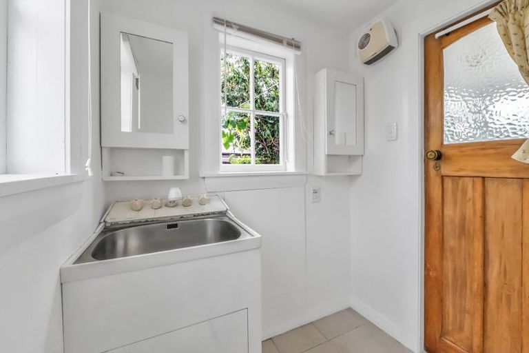 Photo of property in 49 Station Street, Leeston, 7632