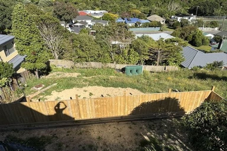 Photo of property in 30a Ngatitoa Street, Tawa, Wellington, 5028