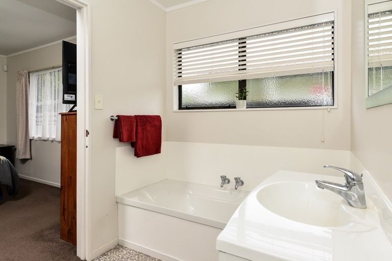 Photo of property in 23 Endeavour Avenue, Flagstaff, Hamilton, 3210