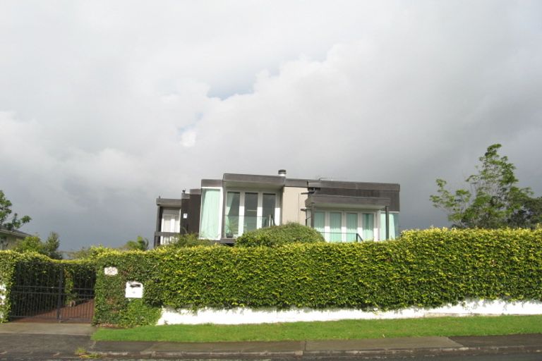 Photo of property in 88 Marine Parade, Mellons Bay, Auckland, 2014