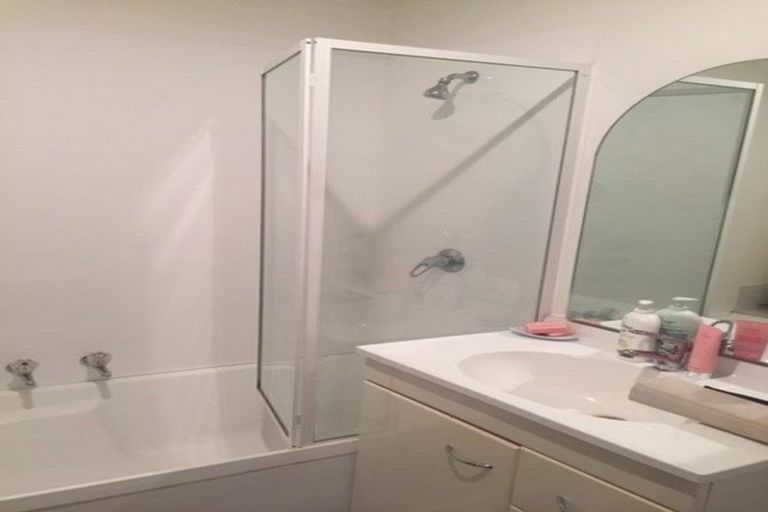 Photo of property in 71 Kentwood Drive, Woodridge, Wellington, 6037