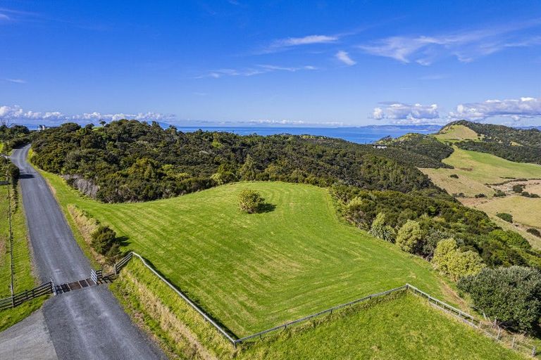 Photo of property in 12 Tuaraki Road, Mangawhai Heads, Mangawhai, 0505