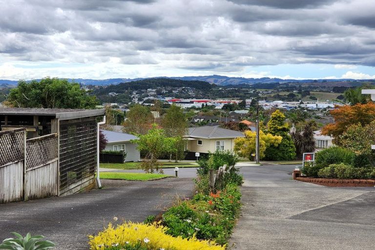 Photo of property in 12a Bilkey Avenue, Pukekohe, 2120