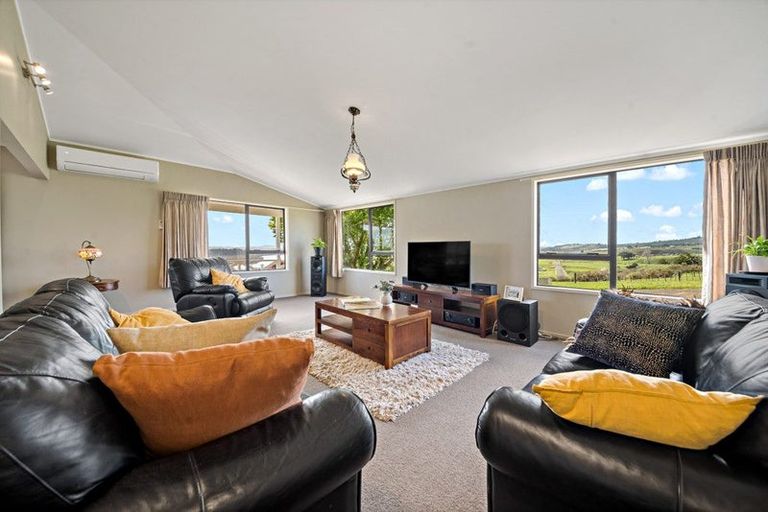 Photo of property in 1333a Tuakau Bridge-port Waikato Road, Port Waikato, 2693