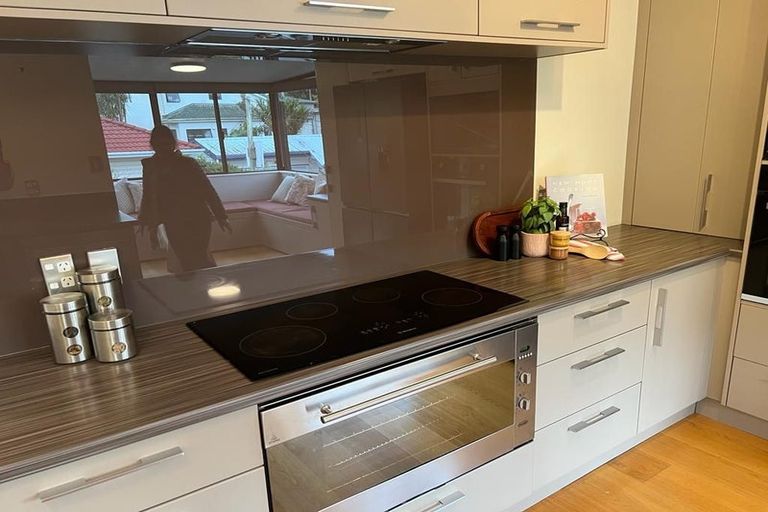 Photo of property in 2/33 Harley Road, Takapuna, Auckland, 0622