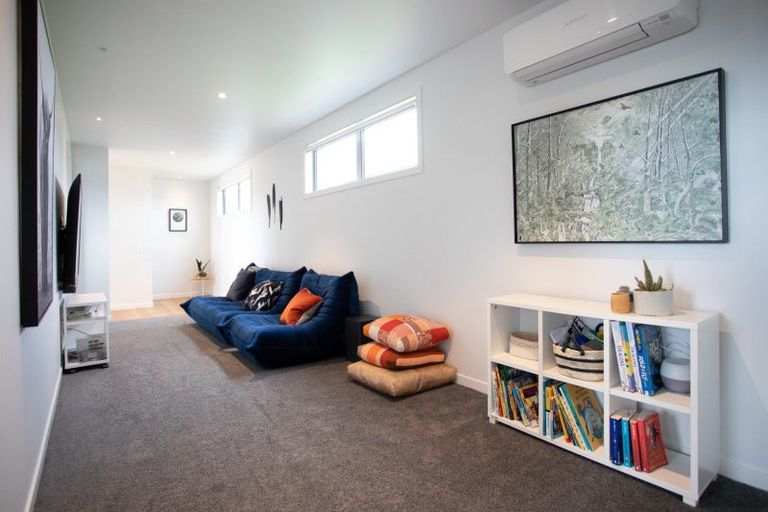 Photo of property in 16 Ngaroma Crescent, Whitianga, 3510