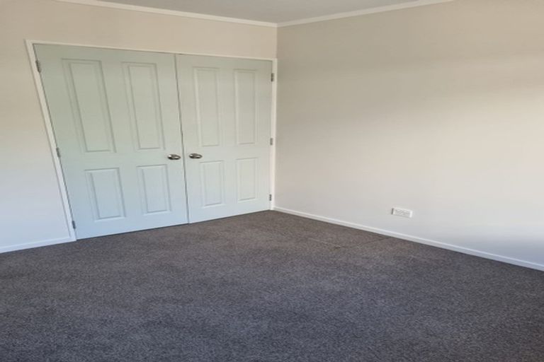 Photo of property in 1/7 Thurston Place, Bucklands Beach, Auckland, 2012