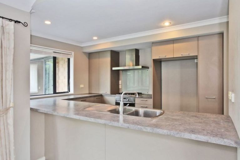 Photo of property in 5 Punga Lane, Parklands, Christchurch, 8083