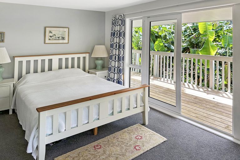 Photo of property in 14 Mandeno Drive, Kerikeri, 0230