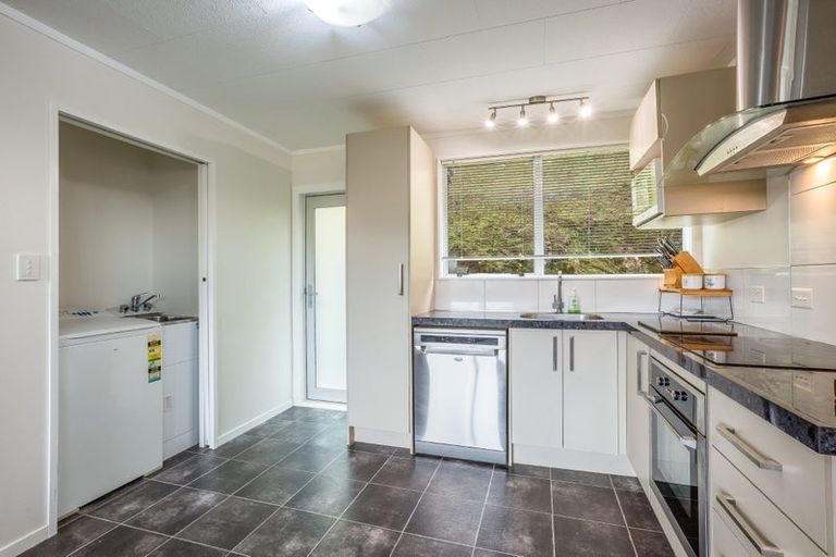 Photo of property in 3/7 Venus Place, Whitby, Porirua, 5024