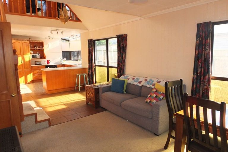 Photo of property in 12 Low Avenue, Foxton Beach, Foxton, 4815