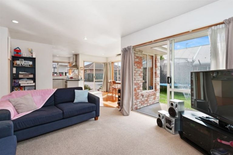 Photo of property in 2/36 Bethel Crescent, Bishopdale, Christchurch, 8053