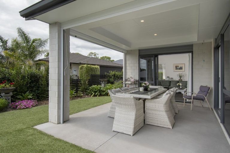 Photo of property in 5 Gumtree Lane, Omokoroa, 3114