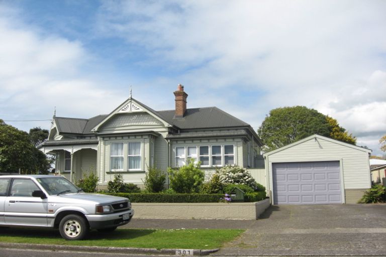 Photo of property in 301 Frankley Road, Ferndale, New Plymouth, 4310