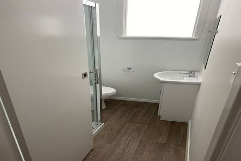 Photo of property in 128 Trelissick Crescent, Ngaio, Wellington, 6035