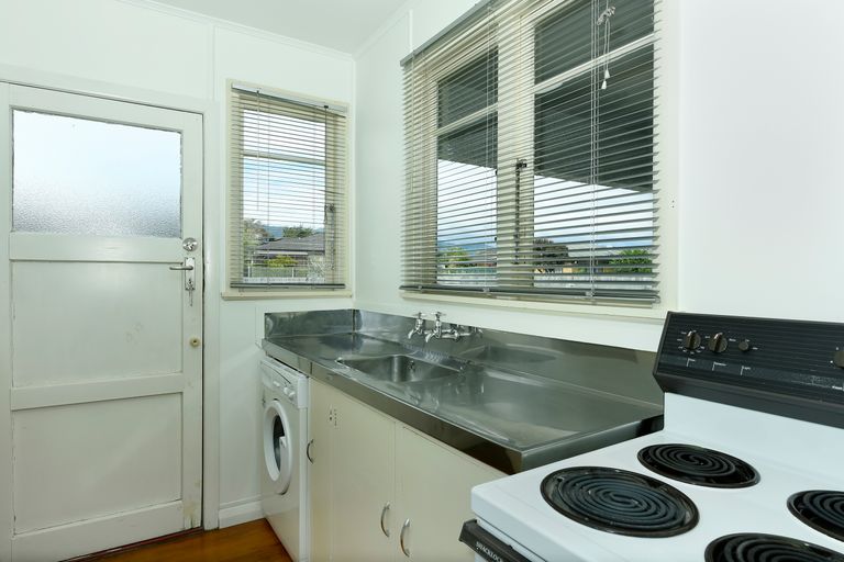 Photo of property in 17 Centennial Road, Tahunanui, Nelson, 7011