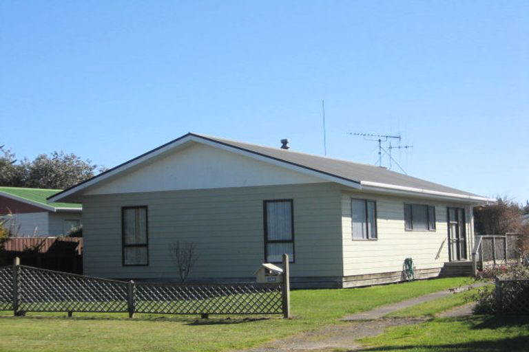 Photo of property in 588 Waitarere Beach Road, Waitarere Beach, Levin, 5510