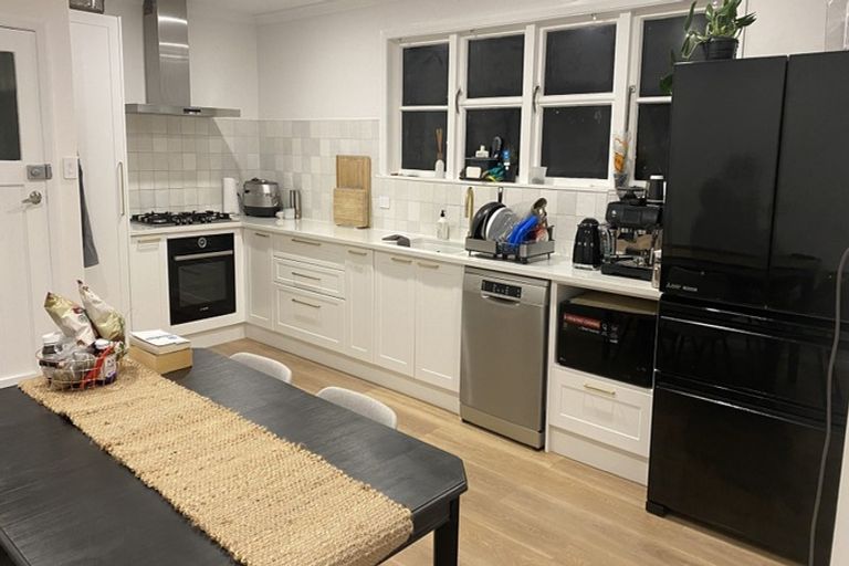 Photo of property in 23 Hollies Crescent, Johnsonville, Wellington, 6037