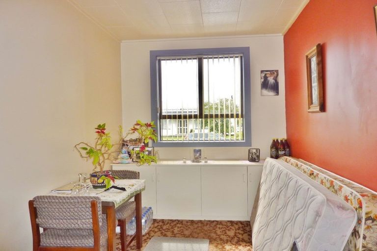 Photo of property in 20 Bentham Street, Westport, 7825