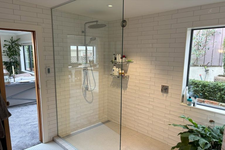 Photo of property in 37 Moxham Avenue, Hataitai, Wellington, 6021