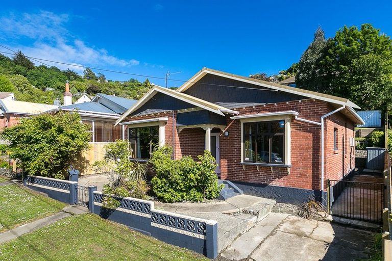 Photo of property in 14 Motu Street, Saint Clair, Dunedin, 9012