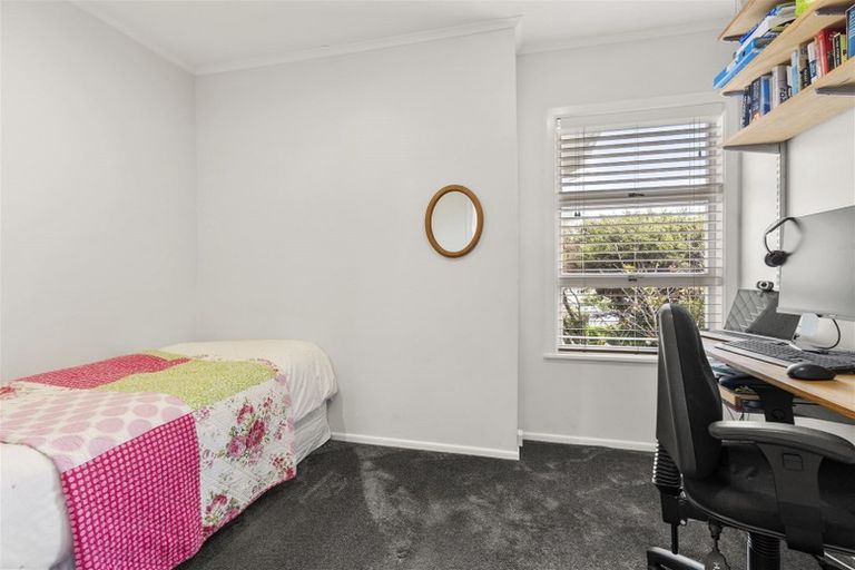 Photo of property in 50 Northboro Road, Belmont, Auckland, 0622