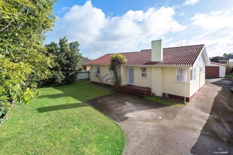 Photo of property in 33 Royston Street, Rosehill, Papakura, 2113