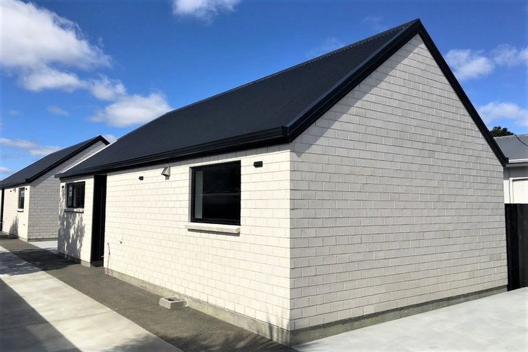 Photo of property in 3/502 Armagh Street, Linwood, Christchurch, 8011