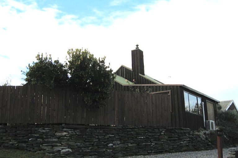 Photo of property in 8b Panners Way, Queenstown, 9300