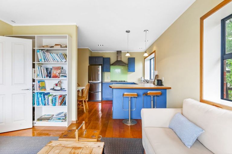 Photo of property in 344 Glengarry Road, Glen Eden, Auckland, 0602