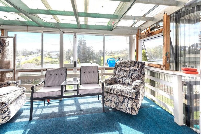 Photo of property in 1 Commins Road, Onerahi, Whangarei, 0110