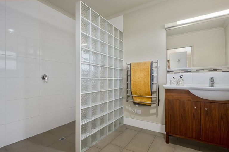 Photo of property in 48 Contour Avenue, Pyes Pa, Tauranga, 3112