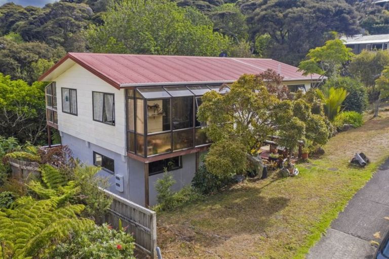 Photo of property in 23 Punga Place, Whitianga, 3510