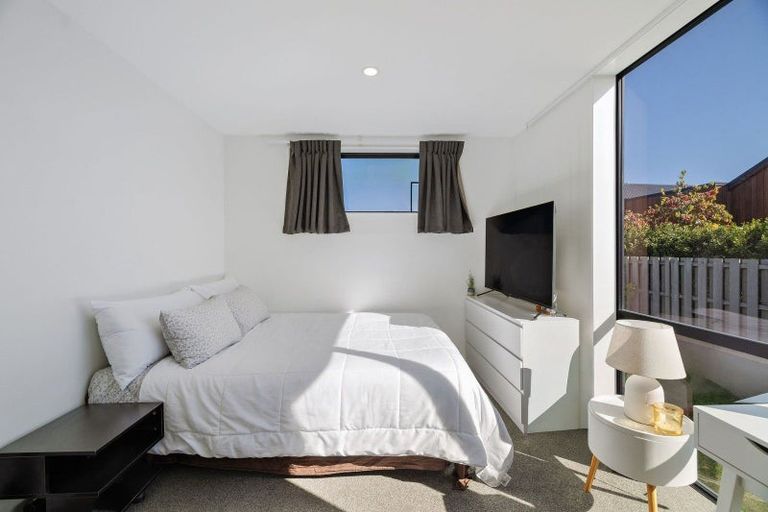 Photo of property in 54 Red Cottage Drive, Lake Hayes, Queenstown, 9304