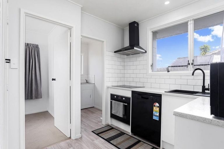 Photo of property in 1/26 Airfield Road, Takanini, 2112