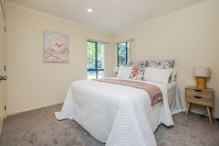 Photo of property in 1 Kellaway Drive, East Tamaki, Auckland, 2013