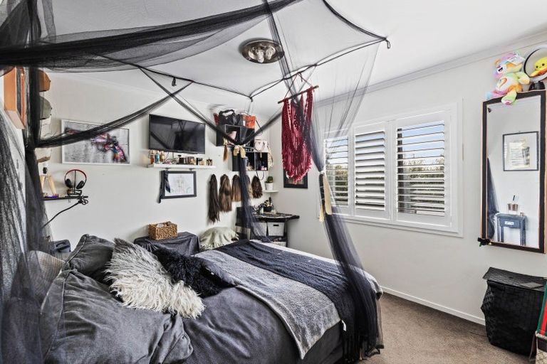 Photo of property in 88a Pioneer Road, Moturoa, New Plymouth, 4310