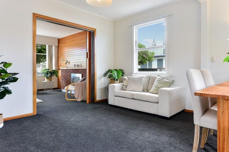 Photo of property in 12 Carlyle Avenue, Chartwell, Hamilton, 3210