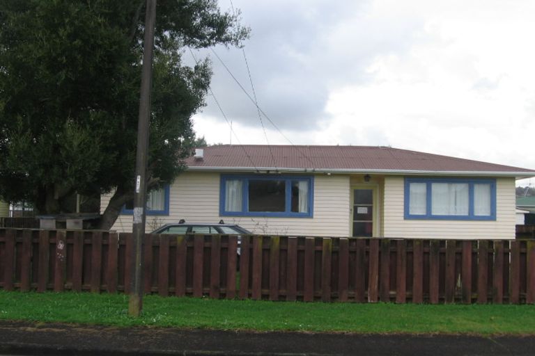 Photo of property in 14 Albion Place, Papakura, 2110