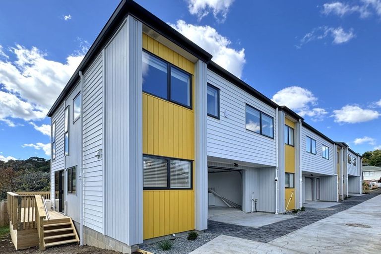 Photo of property in 30e Mack Place, Red Hill, Papakura, 2110