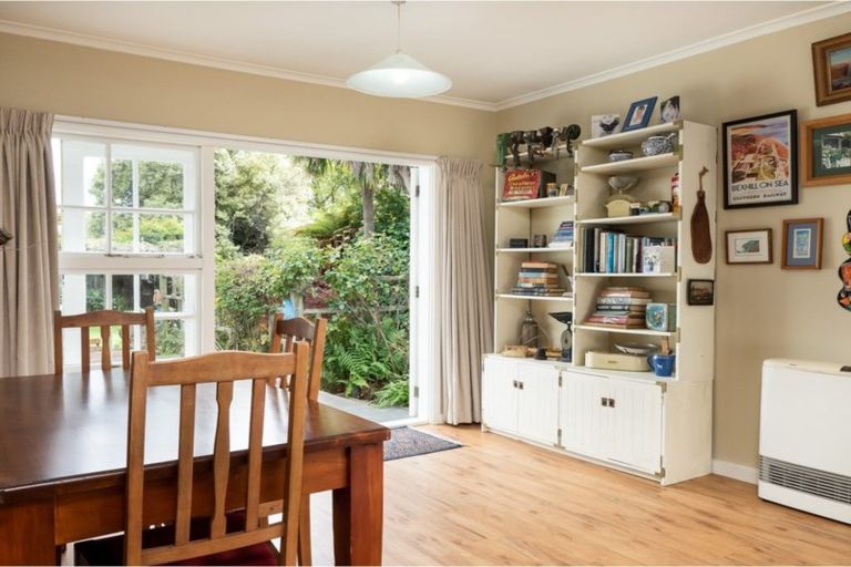 Photo of property in 2/49 Ashgrove Terrace, Somerfield, Christchurch, 8024