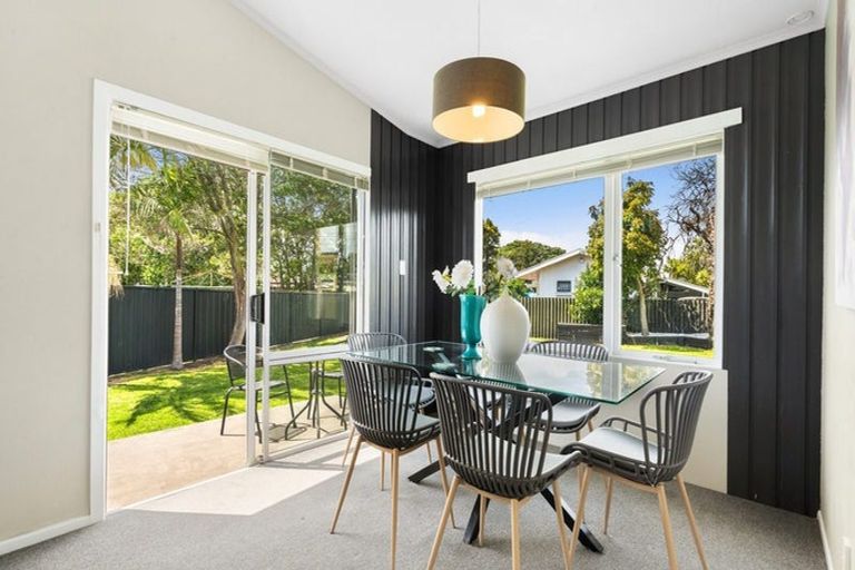 Photo of property in 44 Aurea Avenue, Pakuranga, Auckland, 2010