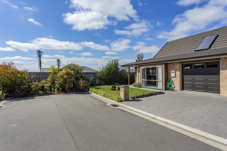 Photo of property in 3 Reeves Road, Rangiora, 7400