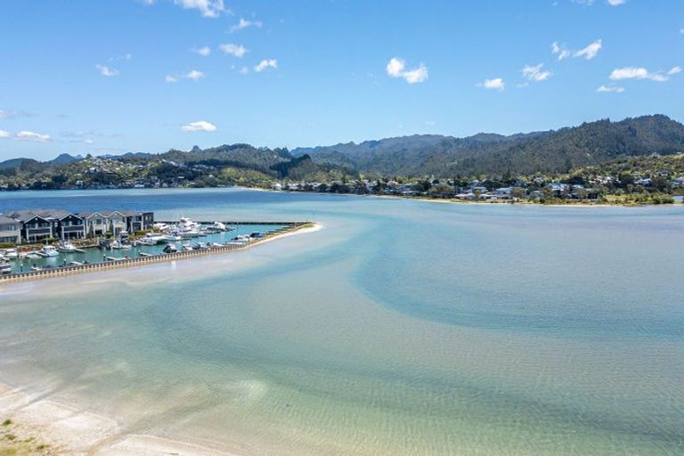 Photo of property in 114 Paku Drive, Tairua, 3508